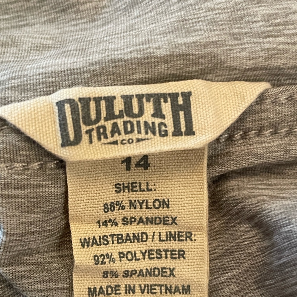 Duluth trading Co grey skort skirt attached shorts stretch women’s size 14 - Picture 14 of 14